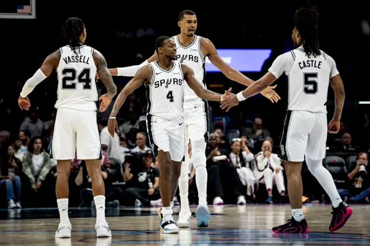 开云下载-ESPN预测开拓者vs马刺：开拓者胜率19.9%，马刺胜率80.1%